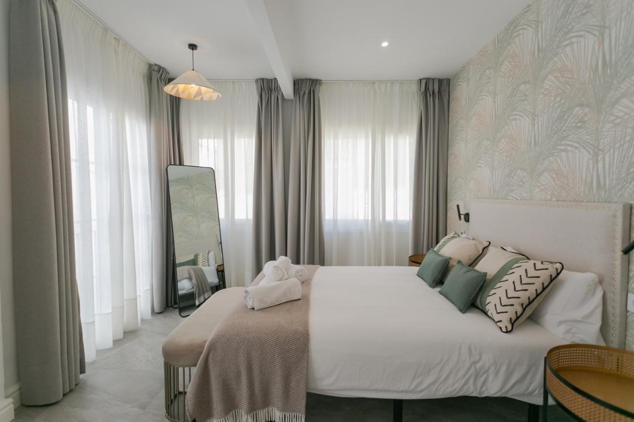 Lujoso Apartamento Con Piscina Compartida 3 セビリア エクステリア 写真