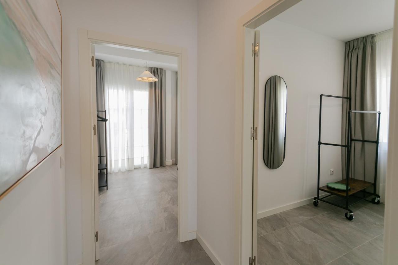 Lujoso Apartamento Con Piscina Compartida 3 セビリア エクステリア 写真